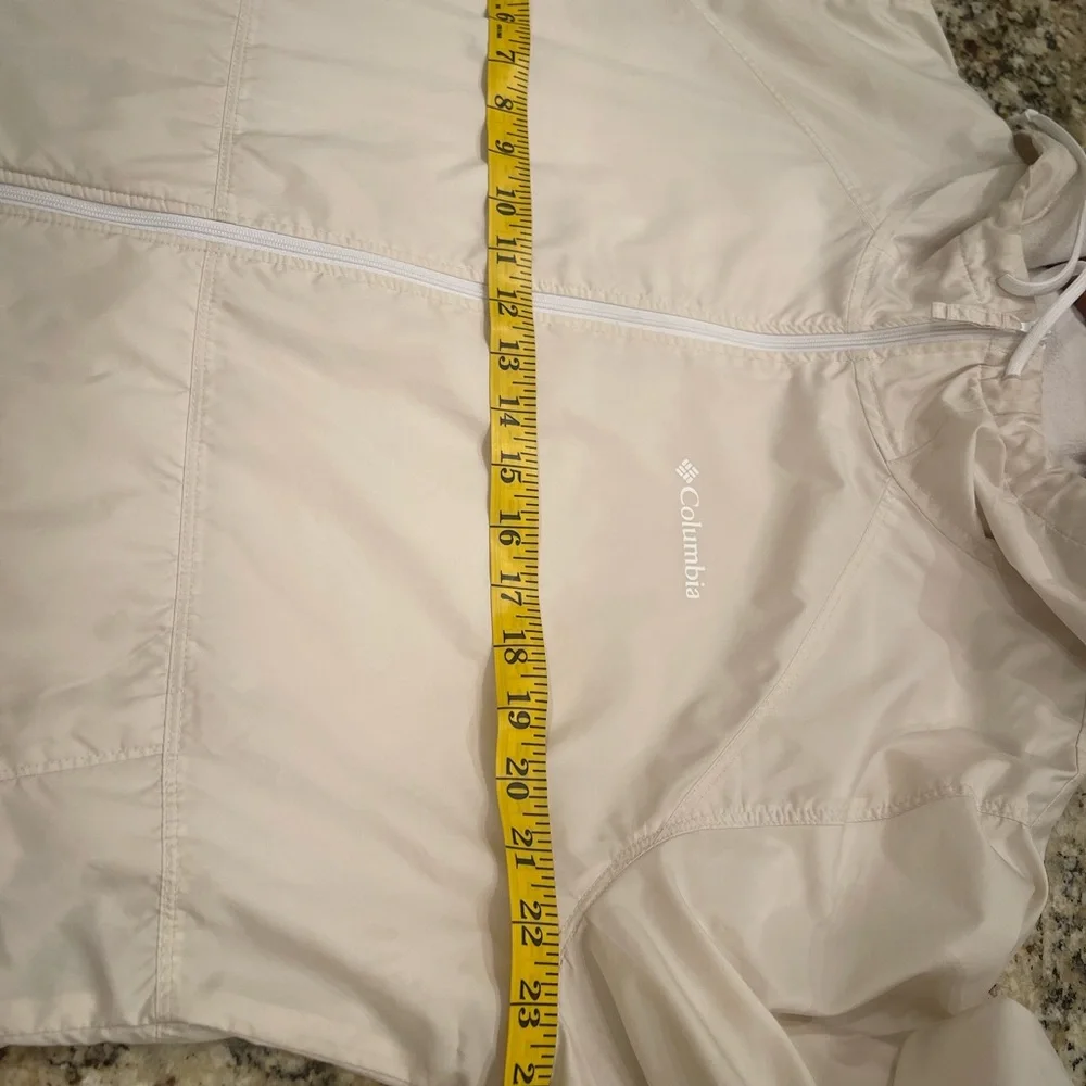 Columbia Off-White Hooded Jacket XL